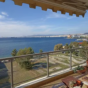 Apartment Seafront Family & Free Parking, The Cruiseflat Thessaloniki